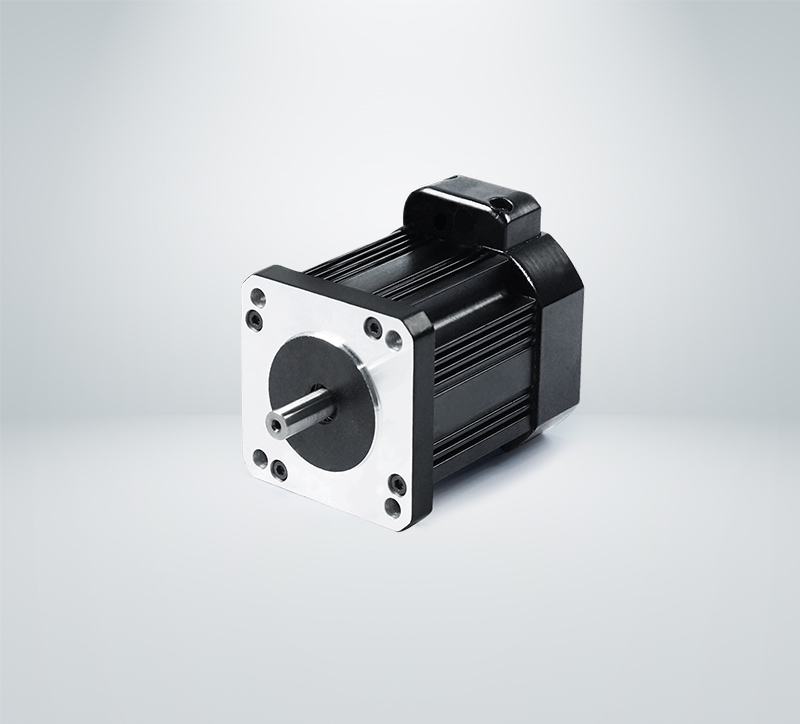 怎樣使用15mm伺服電機制作小型機器人？